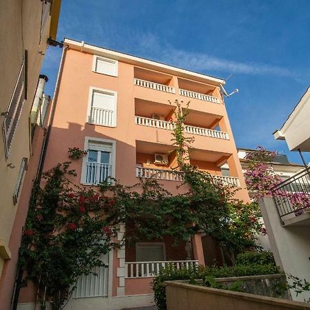 Apartments Knezovic Градац Екстериор снимка